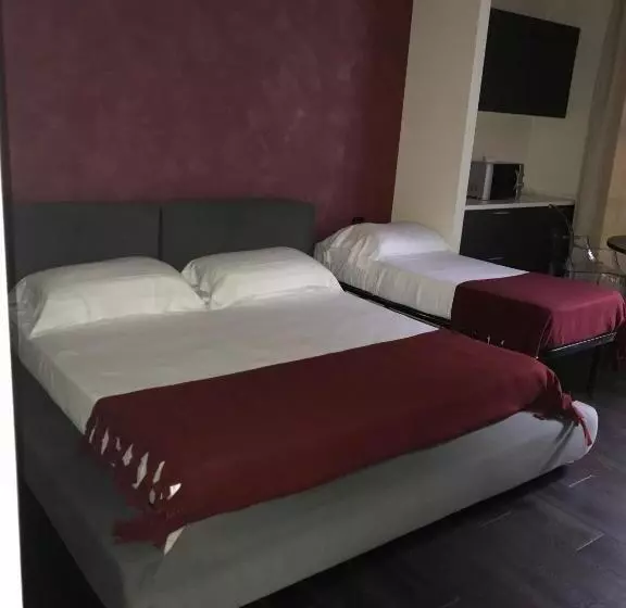 庭の見えるスタンダードトリプルルーム, Joia Hotel & Luxury Apartments