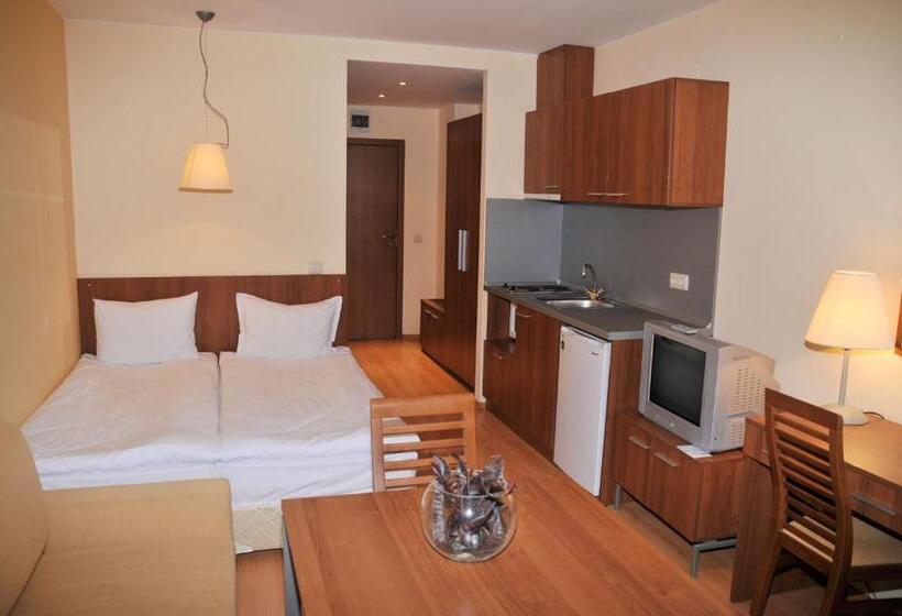 סטודיו סטנדרט עם מרפסת, Villa Park Guest Apartments