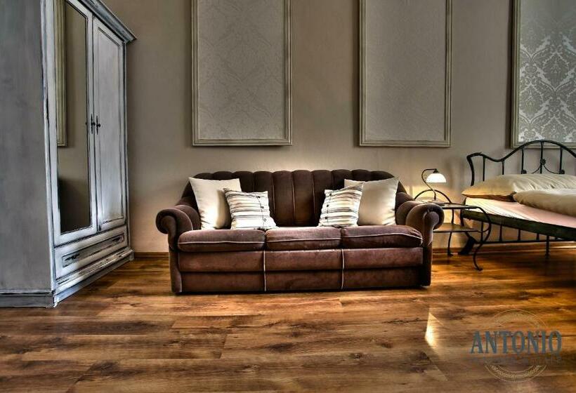 スタンダードルーム, Antonio Old Town Residence