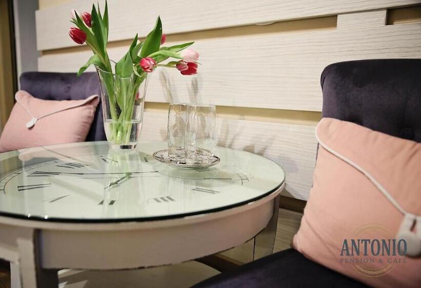 スタンダードルーム, Antonio Old Town Residence