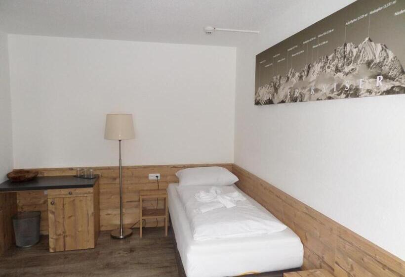 バルコニー付きシングルスタンダードルーム, Pension Rainer