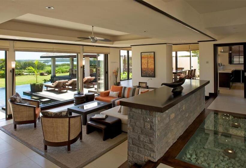 Vilă 4 Dormitoare, Anahita Golf & Spa Resort