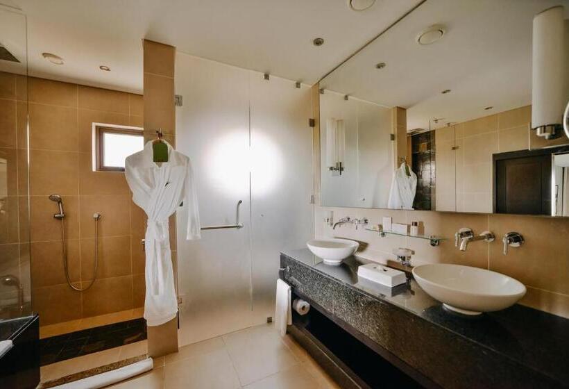 Suite Prestige cu dormitoare, Anahita Golf & Spa Resort