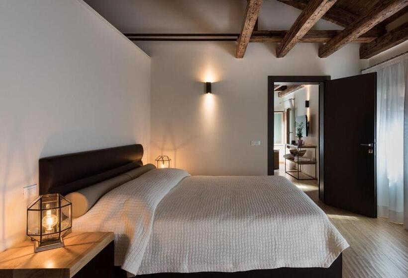 اتاق استاندارد با وان آب گرم, B&b Casin Dei Nobili