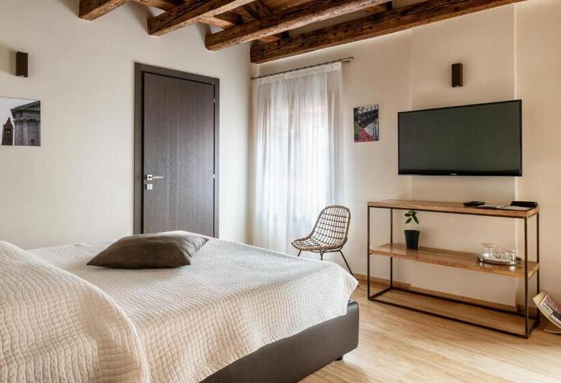 اتاق استاندارد با وان آب گرم, B&b Casin Dei Nobili