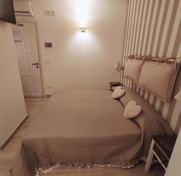 اتاق استاندارد با بالکن, B&b La Maison Del Borgo Antico