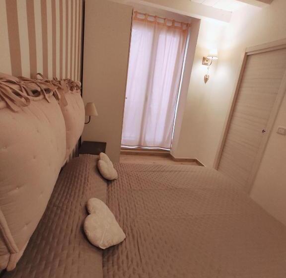 חדר סטנדרט עם מרפסת, B&b La Maison Del Borgo Antico