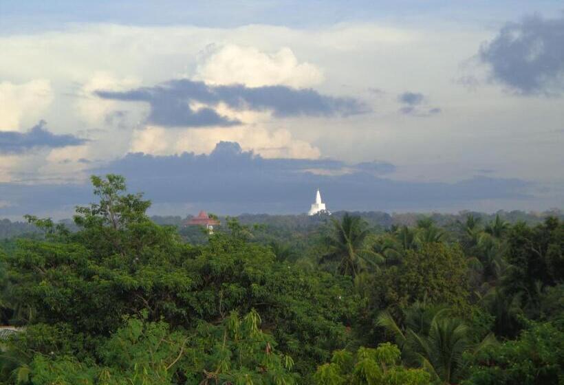 غرفة قياسية مزوَّدة بشُرفة, Sacred City Tourist Resort