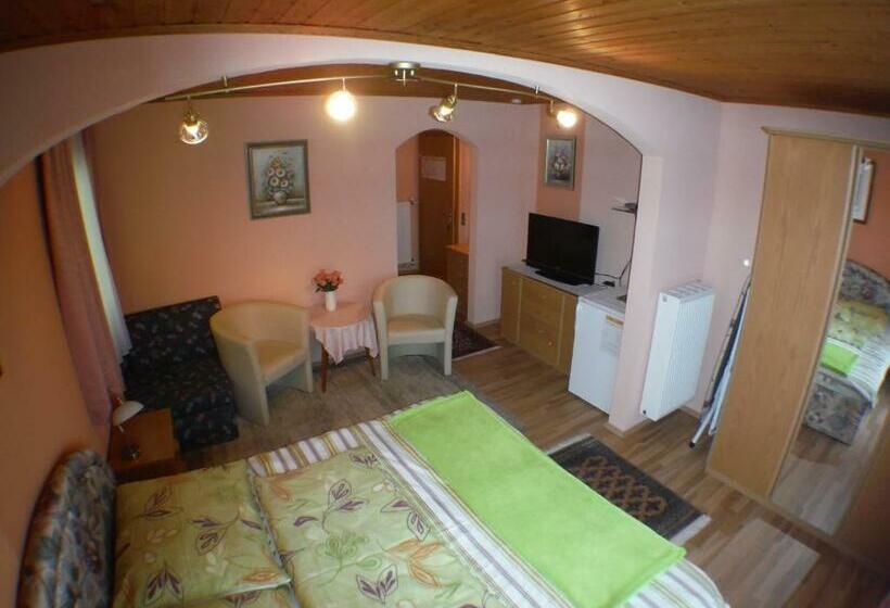 Номер Стандарт с Балконом, Ferienparadies Gutounik