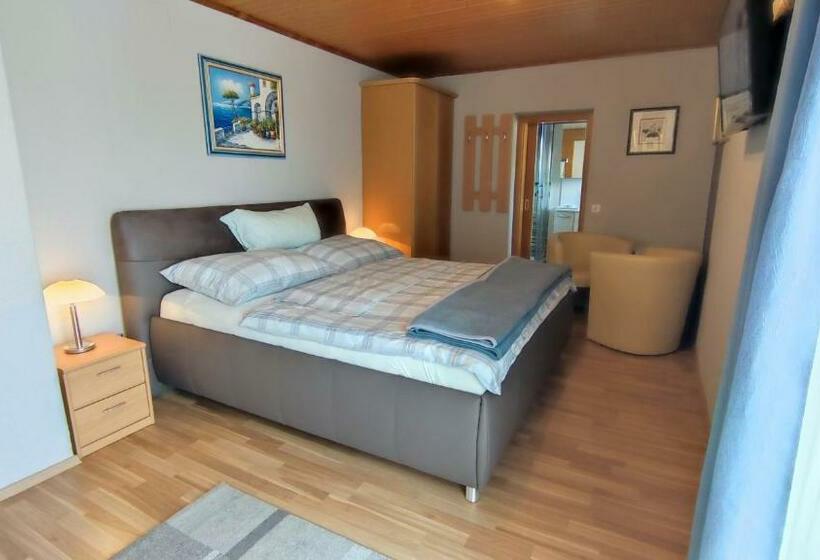 Номер Стандарт с Балконом, Ferienparadies Gutounik