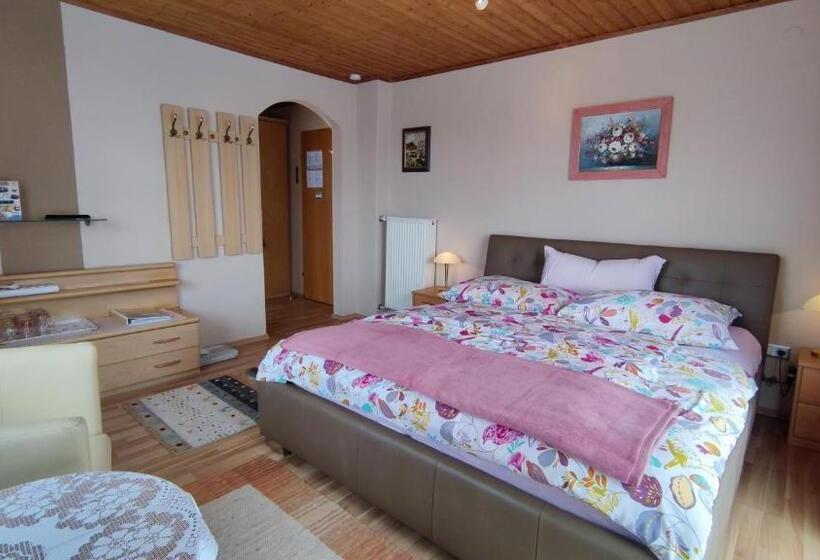 Номер Стандарт с Балконом, Ferienparadies Gutounik