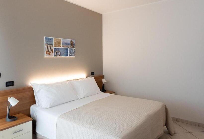 חדר סטנדרט עם מרפסת, D Atri