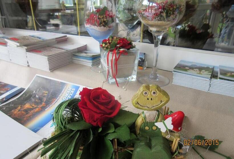 标准三人间, Garni La Majon