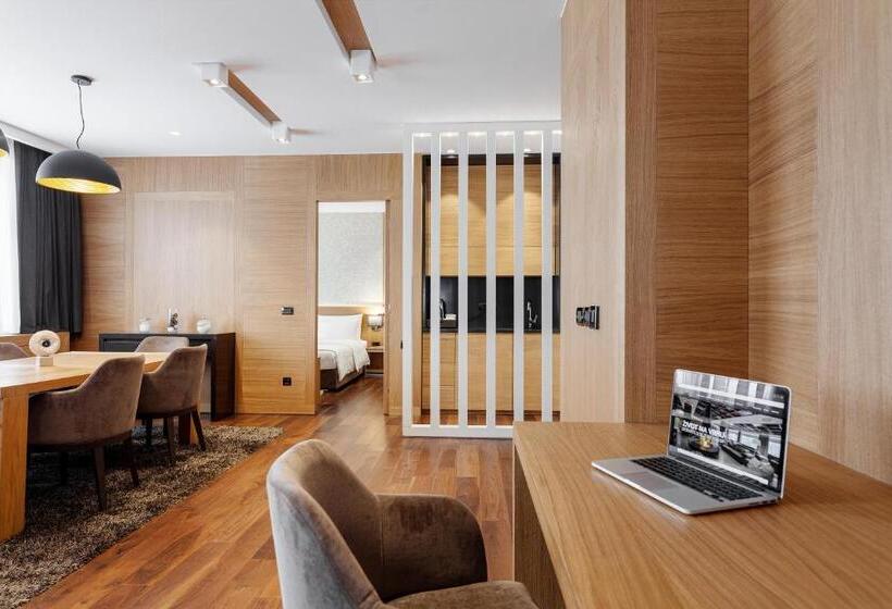 سوییت جونیور, Grand Kopaonik