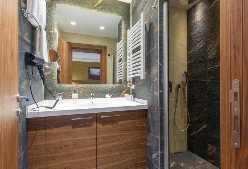 اتاق سوپریور سه تخته, Grand Kopaonik