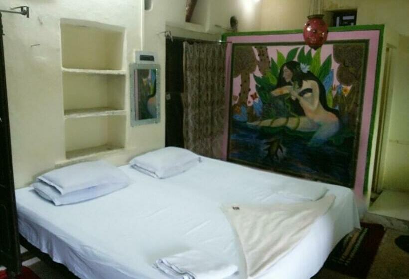 스탠다드 룸 호수 전망, Haveli Uma Megh Tourist Guest House