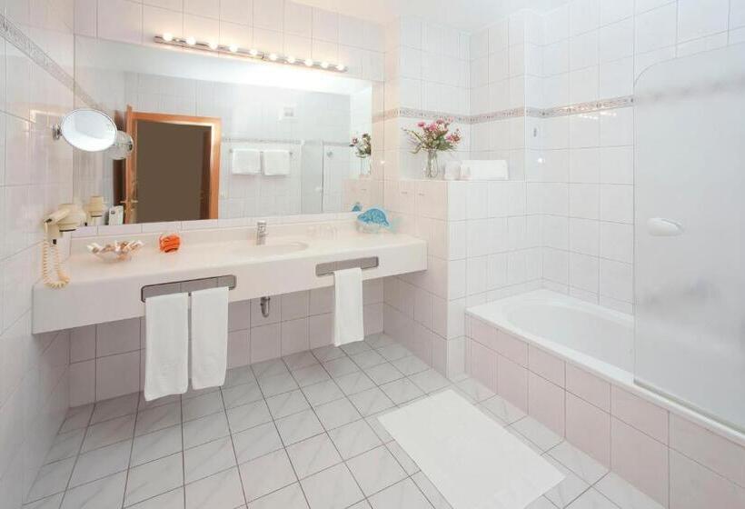 Family flat with terrace, Werzer Strandcasino