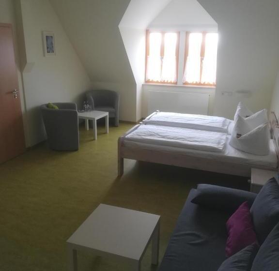 스탠다드 룸, Altes Salzamt