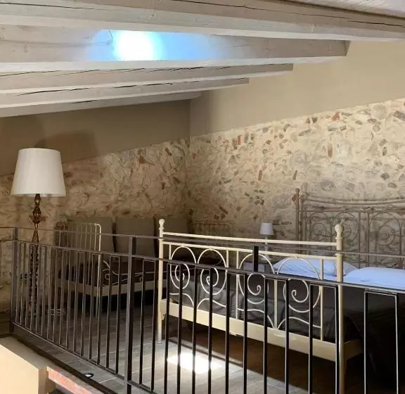 Standard Neljän Hengen Huone, Chiusa Di Carlo Agriturismo