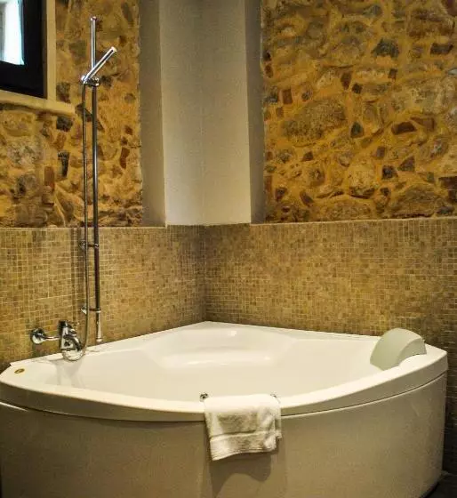 Sviitti 2 Makuuhuonetta, Chiusa Di Carlo Agriturismo