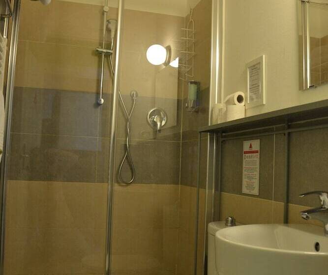 اتاق استاندارد, B&b Leopoldo