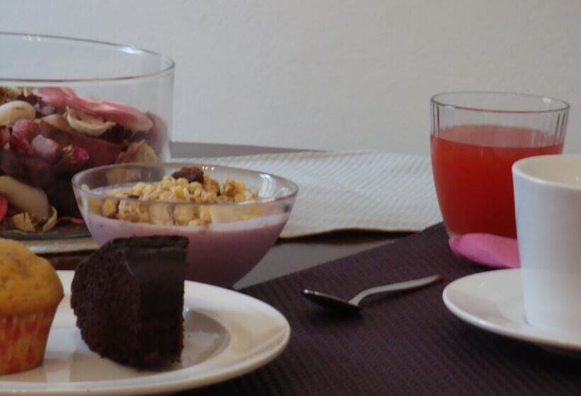 اتاق استاندارد سه نفره, B&b Leopoldo