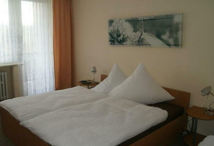 スタンダードルーム, Carolaruh