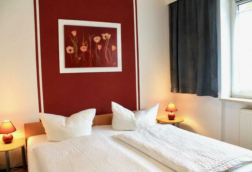 スタンダードルーム, Carolaruh