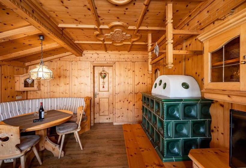 带阳台两卧公寓, Rustika   Appartements & Spa