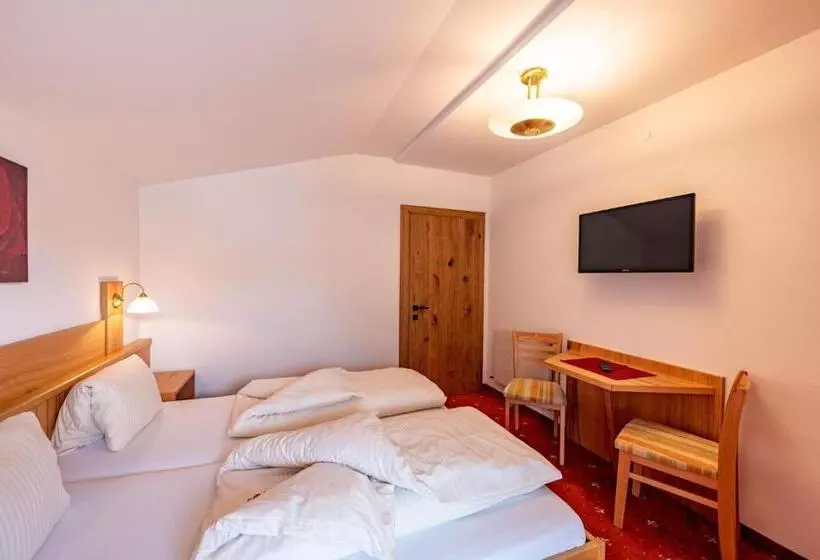 Comfort-huoneisto 2 Makuuhuonetta, Rustika   Appartements & Spa