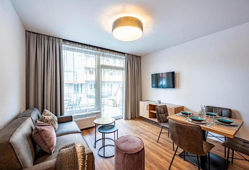 带1个卧室的带阳台的公寓, Rustika   Appartements & Spa