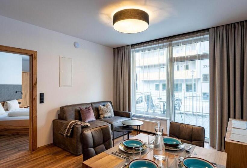 带1个卧室的带阳台的公寓, Rustika   Appartements & Spa