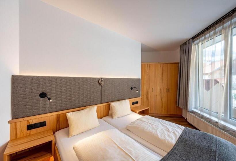 Апартаменты 1 Спальня с Террасой, Rustika   Appartements & Spa