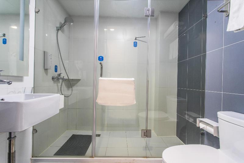 Номер Стандарт, Hanting  Suzhou Guanqian Jingde Road