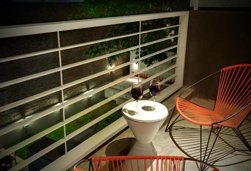 سوئیت با بالکن, Pleno Palermo Soho