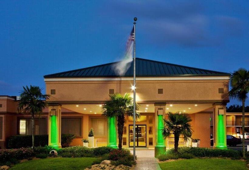 غرفة قياسية, Quality Inn Morgan City