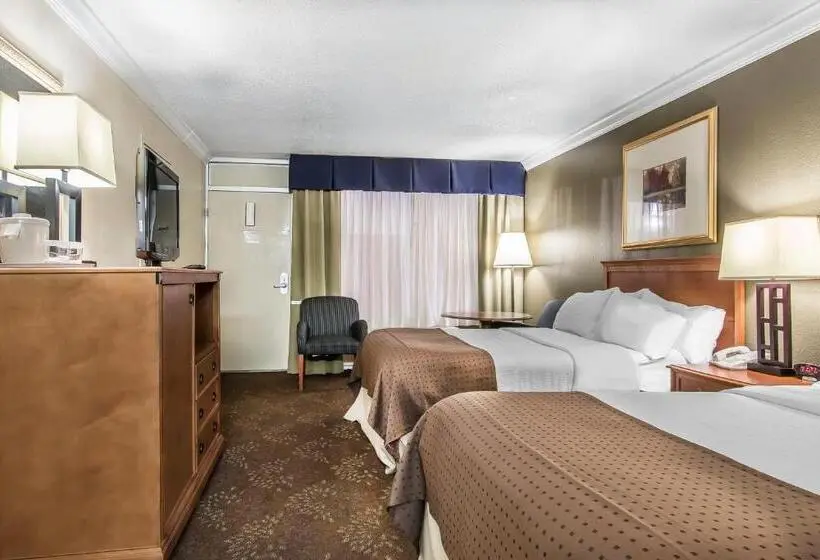 スタンダード４人部屋, Quality Inn Morgan City