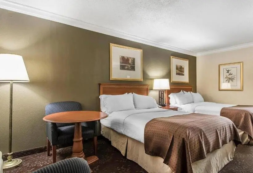 スタンダード４人部屋, Quality Inn Morgan City