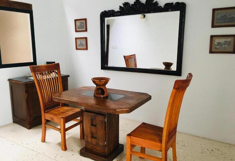 디럭스 주니어 스위트, Casa Tia Micha