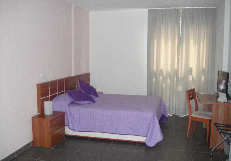Quarto Estandar, Boji