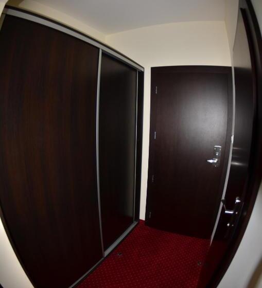 스탠다드 룸, Europa