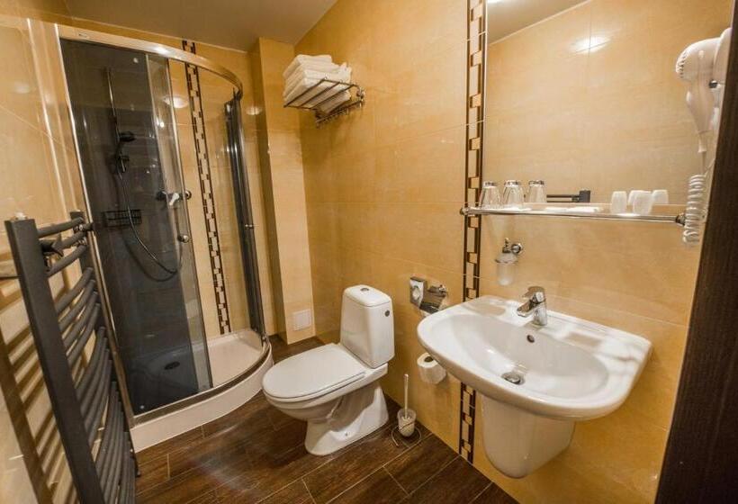 스탠다드 룸, Europa