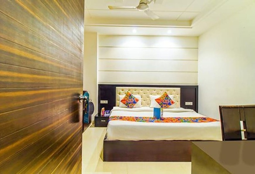 デラックスルーム, Fabhotel Transit Delhi Airport
