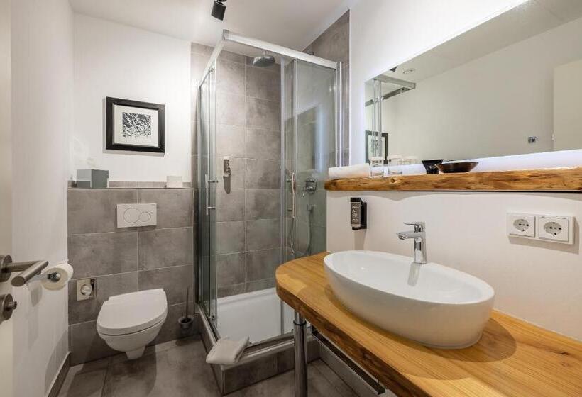 غرفة قياسية, Ko15