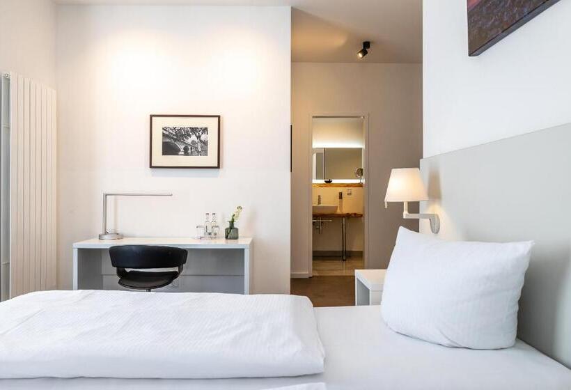 غرفة قياسية, Ko15