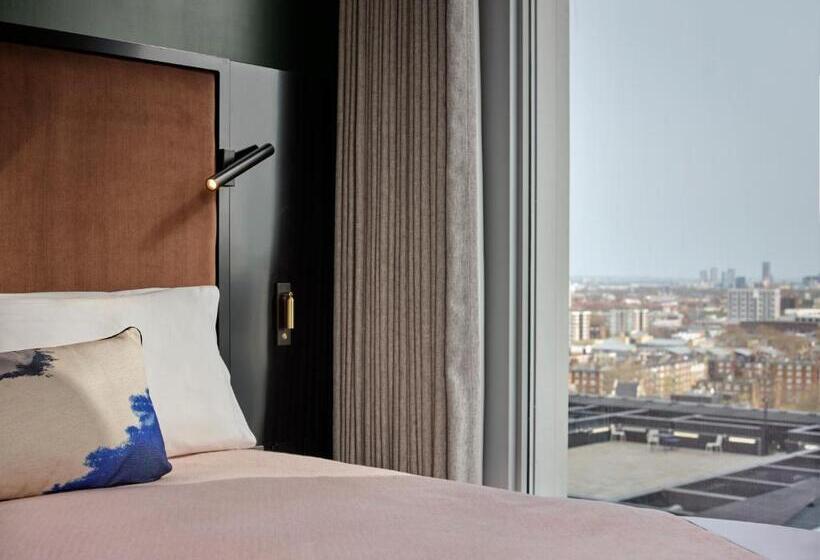 غرفة قياسية ذات إطلالة, Montcalm East, Autograph Collection