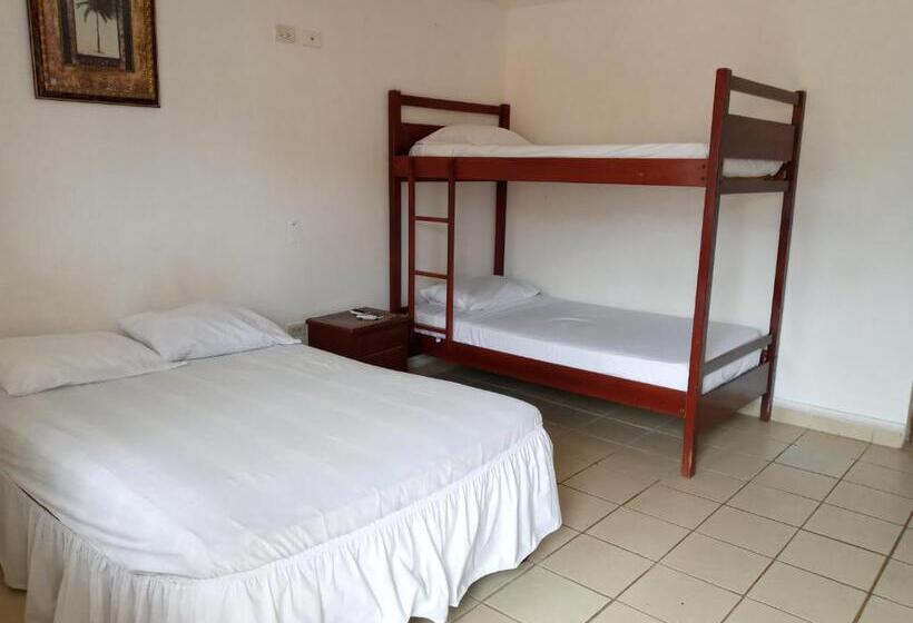 اتاق خانوادگی, Mybeststay Piedra Del Mar