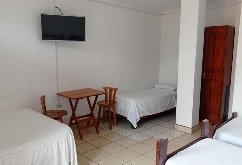 اتاق استاندارد چهارنفره با بالکن, Mybeststay Piedra Del Mar