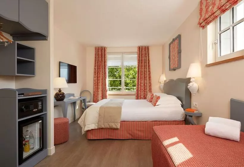 ファミリールーム, Relais Des Trois Châteaux Hôtel Restaurant   Teritoria