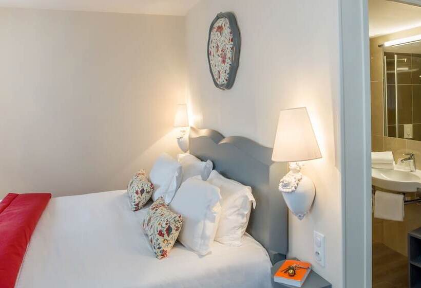 غرفة عائلية, Relais Des Trois Châteaux Hôtel Restaurant   Teritoria